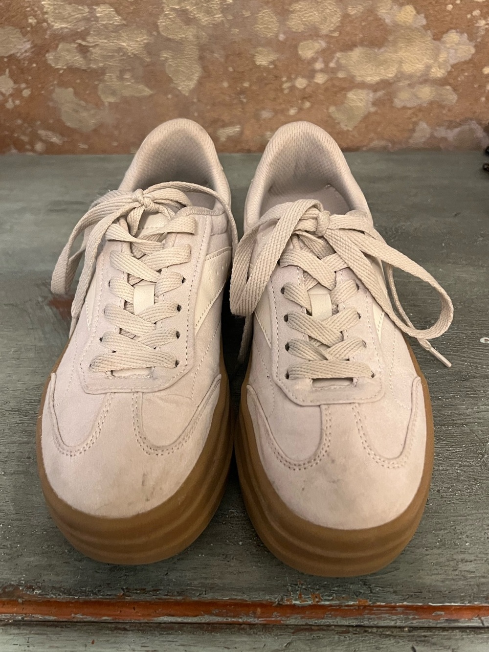 Shoe Dazzle Platform Tan Suede Sneakers